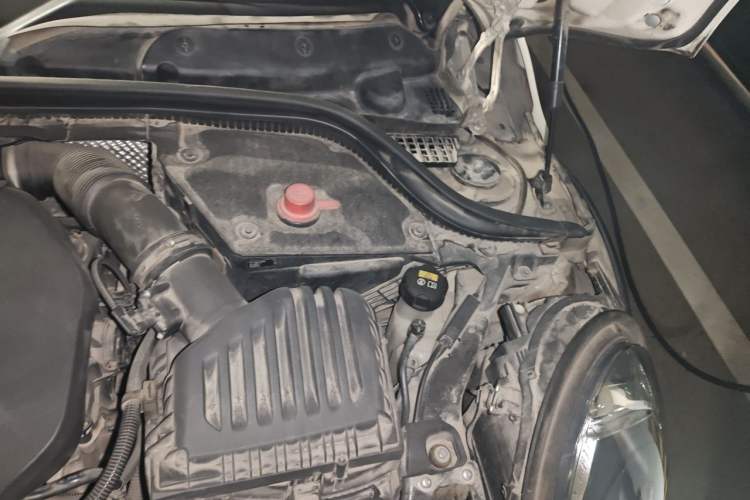 Used MINI 2015 1.5T COOPER Fun Five-Door Edition Engine Bay Left