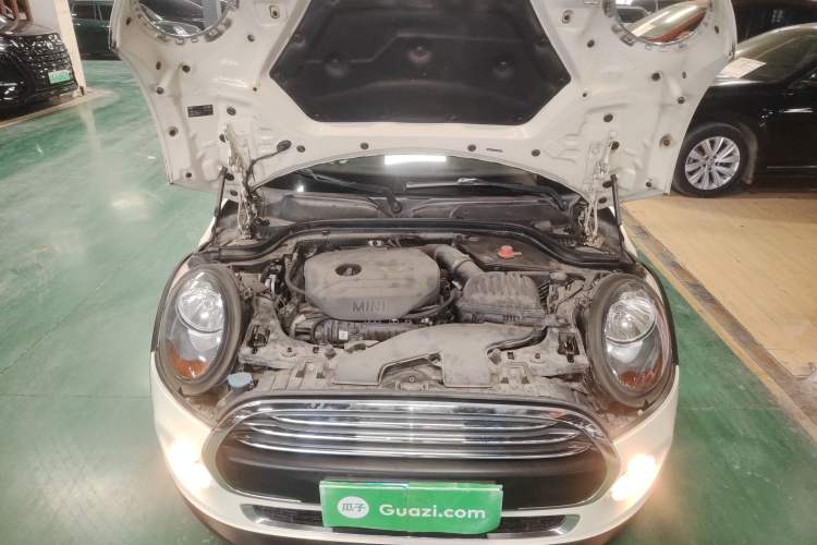 Used MINI 2015 1.2T ONE Five-Door Edition Engine Bay