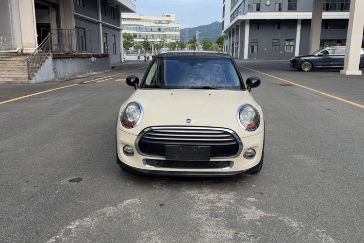 Used MINI 2015 1.5T COOPER Fun Five-Door Edition Exterior 1