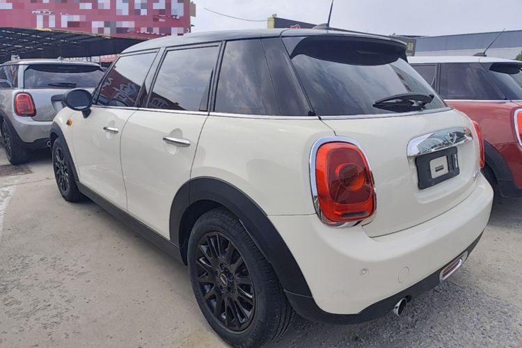 Used MINI 2015 1.5T COOPER Fun Five-Door Edition Exterior 2