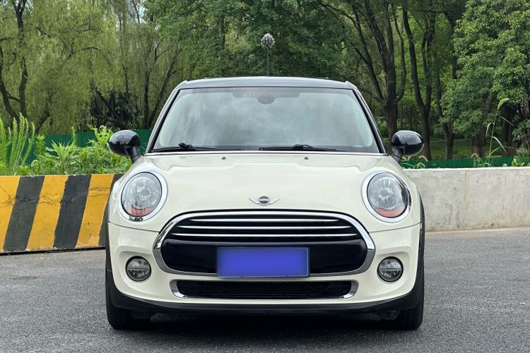 Used MINI 2015 1.5T COOPER Fun Five-Door Edition Exterior 2