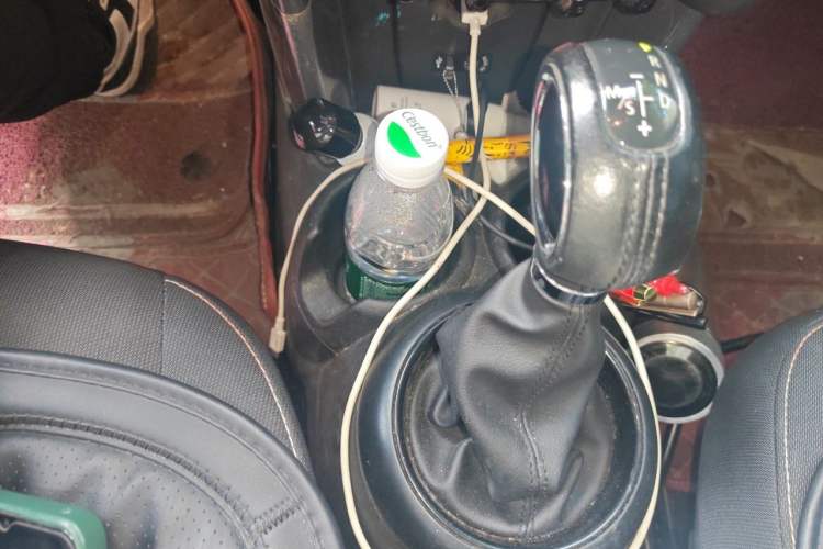 Used MINI 2015 1.2T ONE Five-Door Edition Gear Lever
