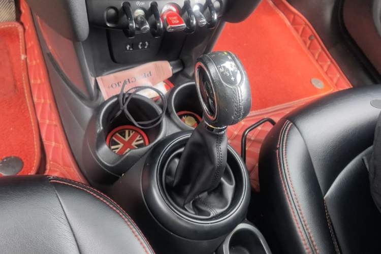 Used MINI 2015 1.2T ONE Five-Door Edition Gear Lever