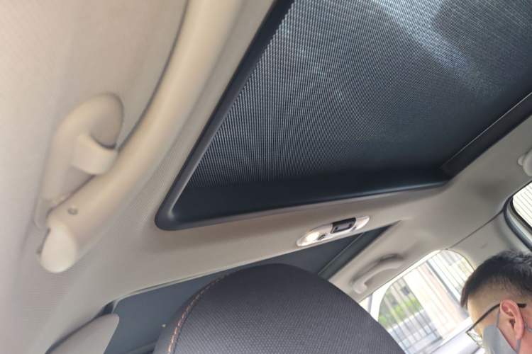 Used MINI 2015 1.2T ONE Five-Door Edition Headliner