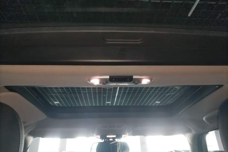 Used MINI 2015 1.2T ONE Five-Door Edition Headliner