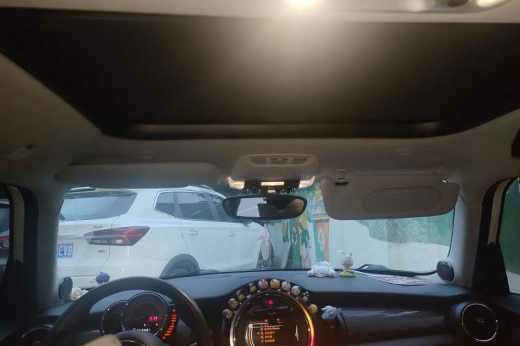 Used MINI 2015 1.5T COOPER Excitement Five-Door Edition Headliner