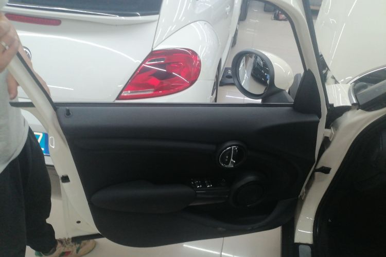 Used MINI 2015 1.2T ONE Five-Door Edition Left Front Door Interior