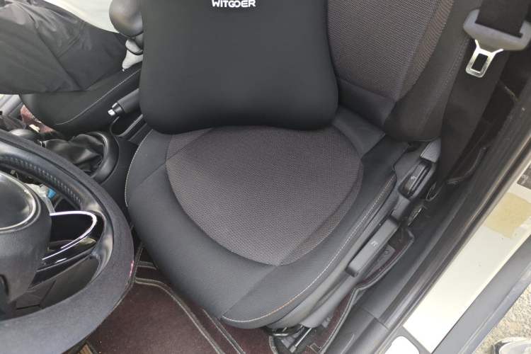 Used MINI 2015 1.2T ONE Five-Door Edition Left Front Seat