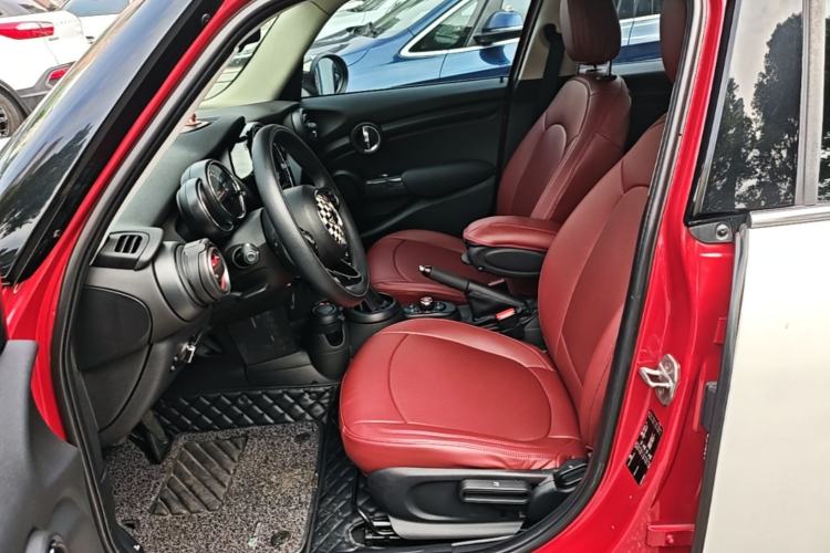 Used MINI 2015 1.2T ONE Five-Door Edition Left Front Seat