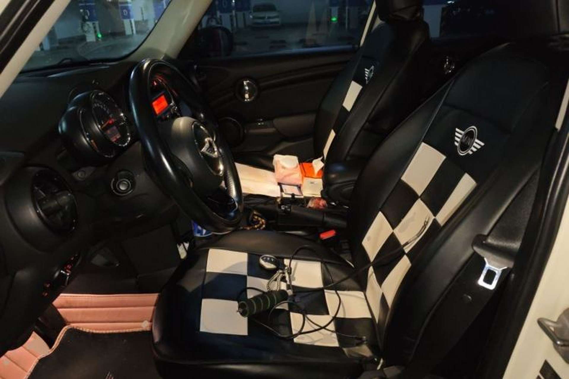 Used MINI 2015 1.2T ONE Five-Door Edition Left Front Seat