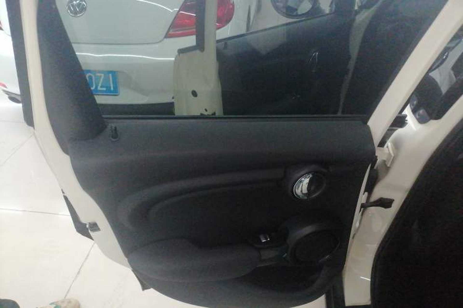 Used MINI 2015 1.2T ONE Five-Door Edition Left Rear Door Interior