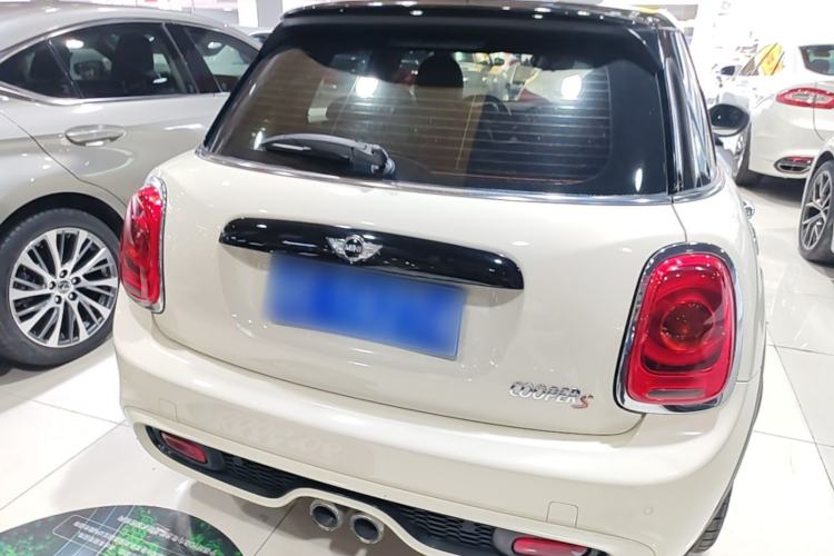Used MINI 2015 2.0T COOPER S Five-Door Edition Rear