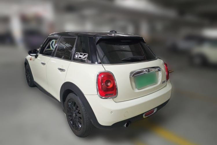 Used MINI 2015 1.5T COOPER Fun Five-Door Edition Rear Left 45 Deg