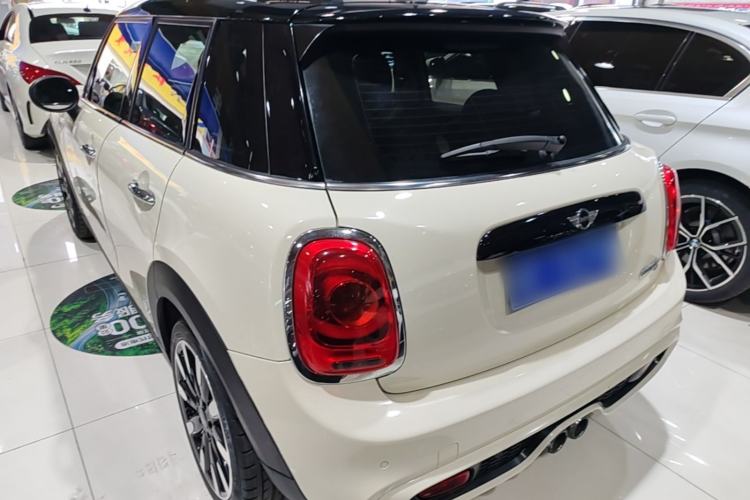 Used MINI 2015 2.0T COOPER S Five-Door Edition Rear Left 45 Deg