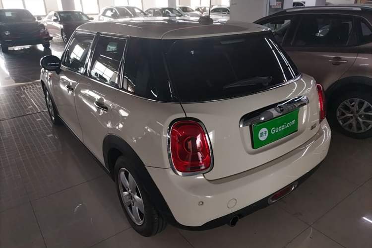 Used MINI 2015 1.2T ONE Five-Door Edition Rear Left 45 Deg