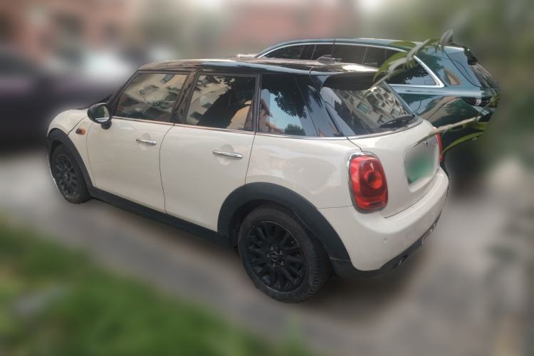 Used MINI 2015 1.5T COOPER Fun Five-Door Edition Rear Left 45 Deg