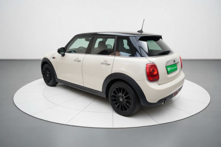 Used MINI 2015 1.5T COOPER Fun Five-Door Edition Rear Left 45 Deg