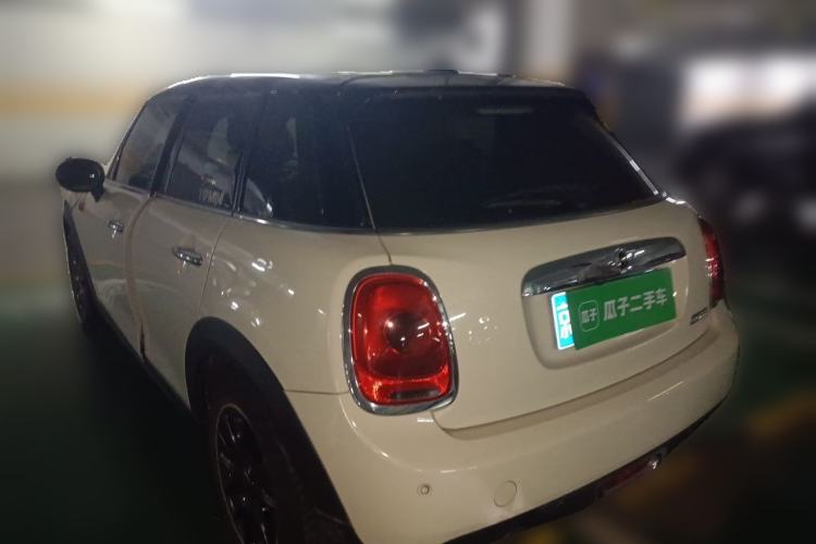 Used MINI 2015 1.5T COOPER Fun Five-Door Edition Rear Left 45 Deg