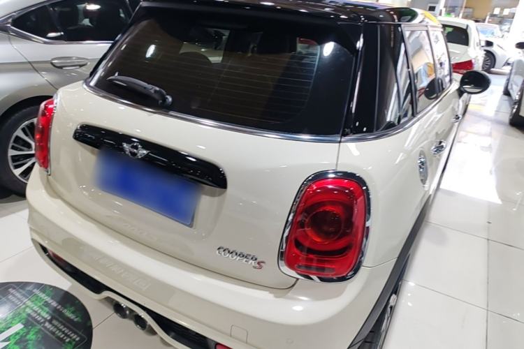 Used MINI 2015 2.0T COOPER S Five-Door Edition Rear Right 45 Deg