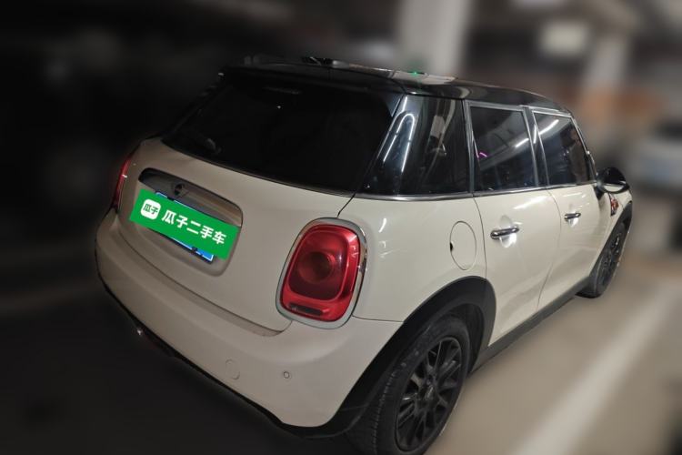 Used MINI 2015 1.5T COOPER Fun Five-Door Edition Rear Right 45 Deg