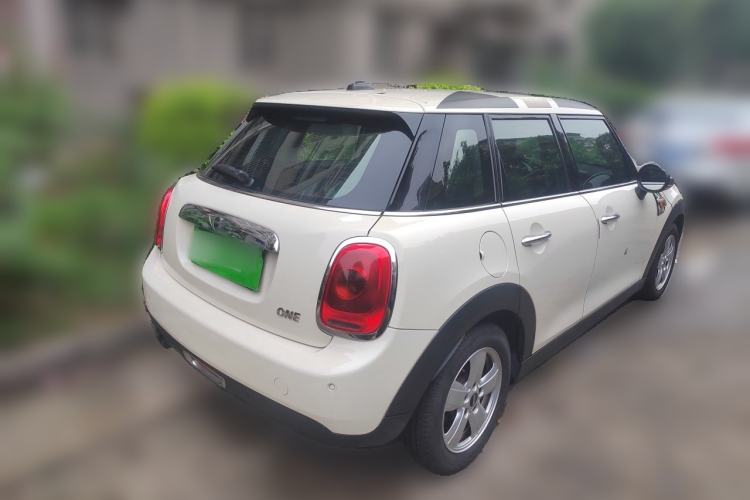 Used MINI 2015 1.2T Manual ONE Five-Door Edition Rear Right 45 Deg