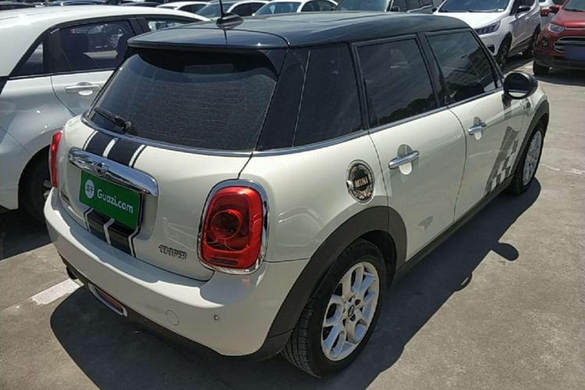 Used MINI 2015 1.5T COOPER Excitement Five-Door Edition Rear Right 45 Deg