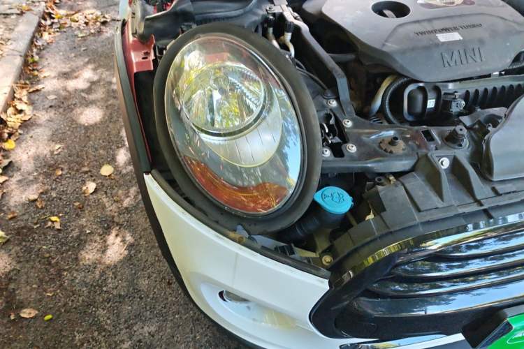 Used MINI 2015 1.2T ONE Five-Door Edition Right Front Headlight