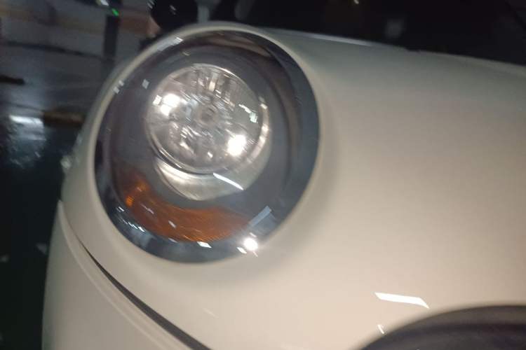 Used MINI 2015 1.5T COOPER Fun Five-Door Edition Right Front Headlight