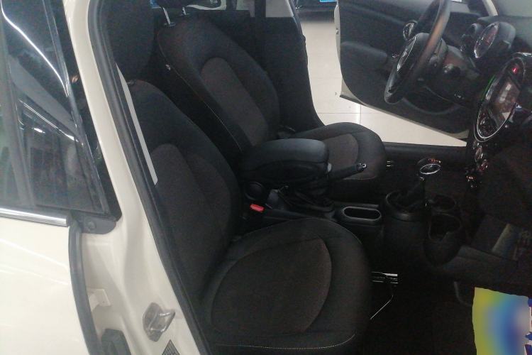 Used MINI 2015 1.2T ONE Five-Door Edition Right Front Seat