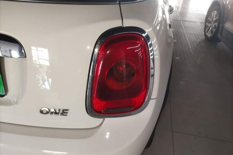 Used MINI 2015 1.2T ONE Five-Door Edition Right Rear Taillight