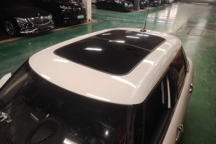 Used MINI 2015 1.2T ONE Five-Door Edition Roof
