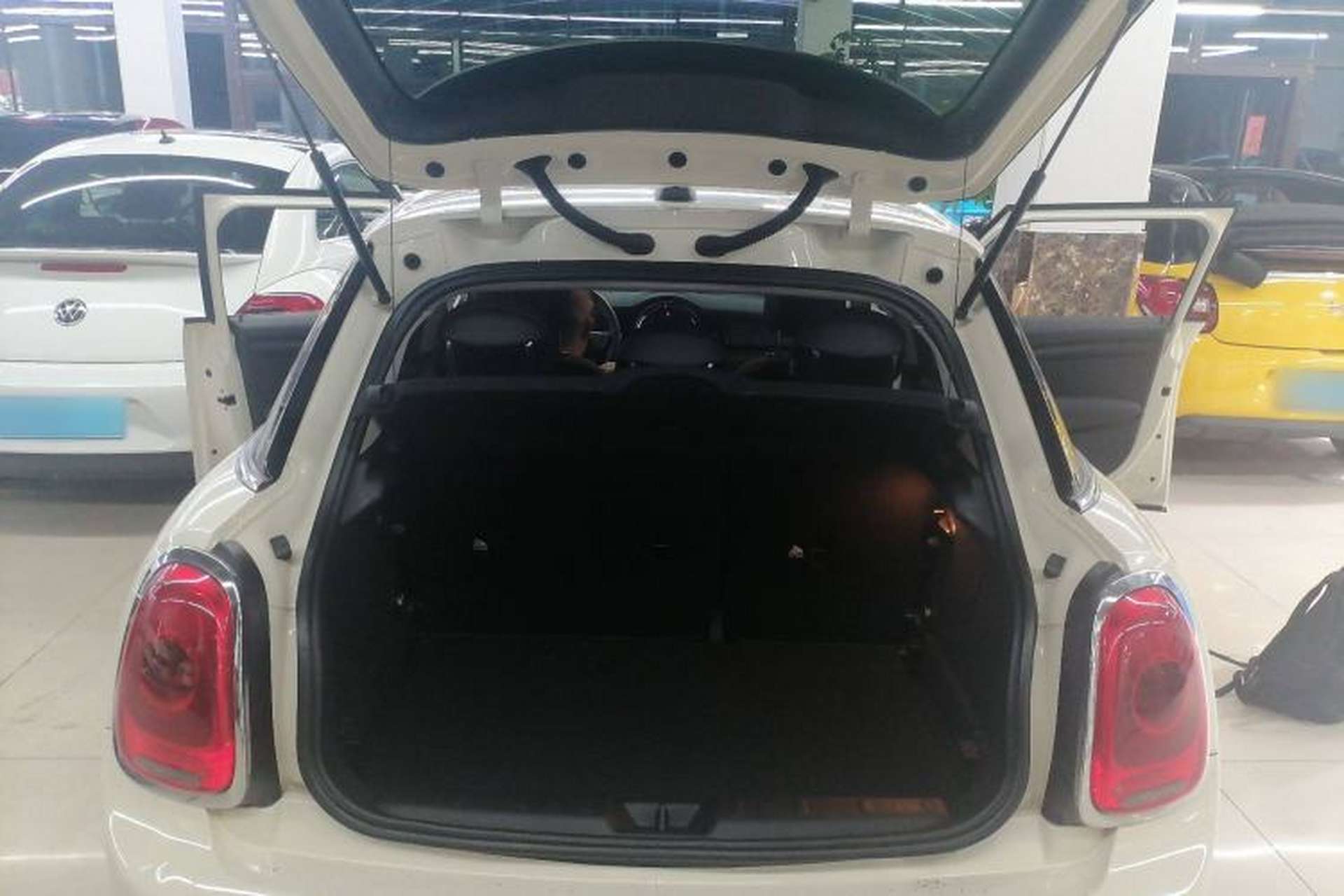 Used MINI 2015 1.2T ONE Five-Door Edition Trunk