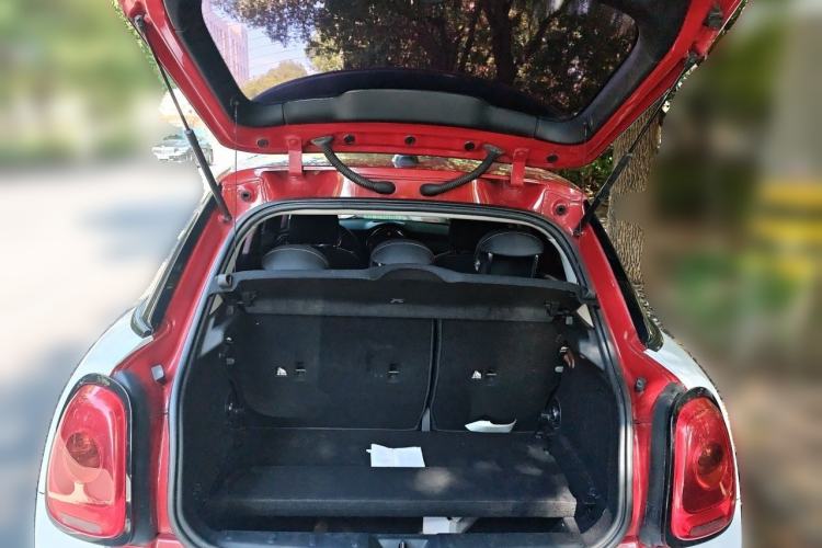 Used MINI 2015 1.2T ONE Five-Door Edition Trunk