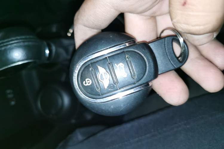 Used MINI 2015 2.0T COOPER S Five-Door Edition Vehicle Key