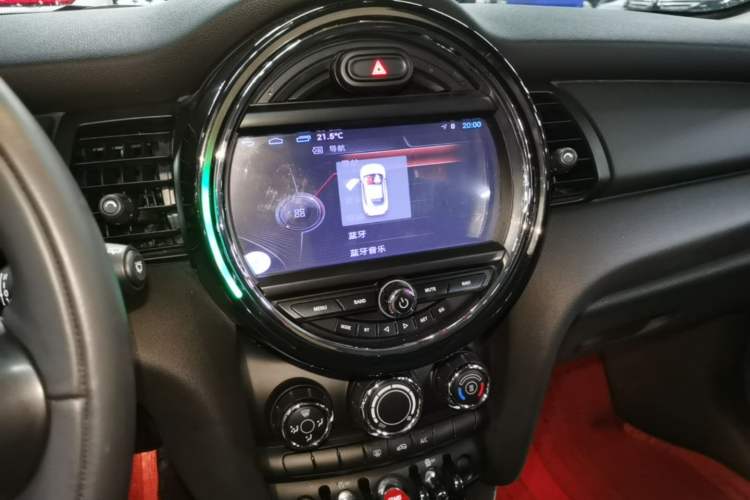 Used MINI 2015 1.2T ONE Five-Door Edition Audio And AC Panel