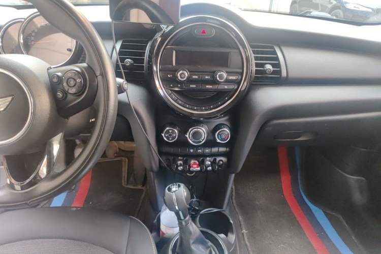 Used MINI 2015 1.2T Manual ONE Audio And AC Panel
