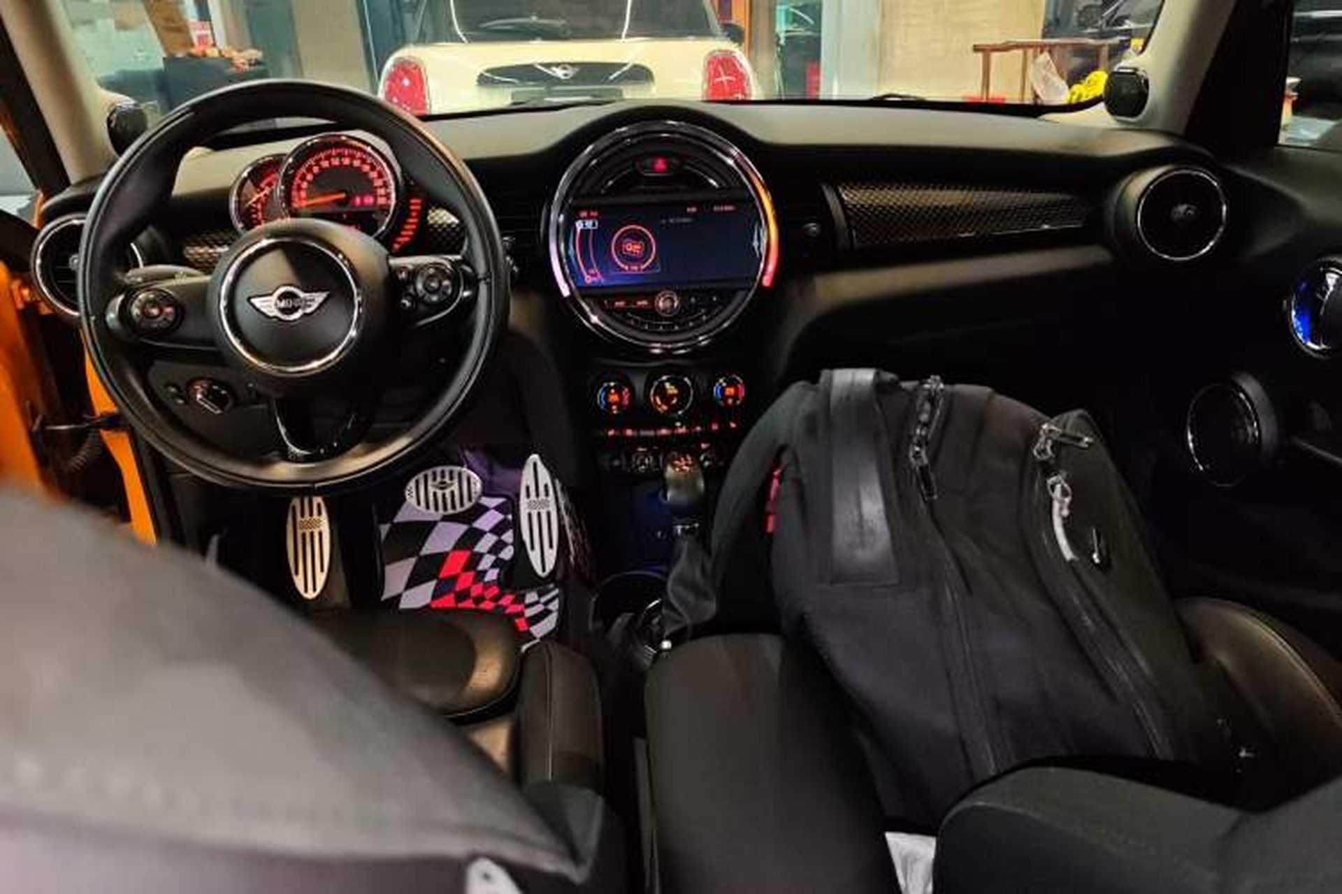 Used MINI 2015 2.0T COOPER S Five-Door Edition Audio And AC Panel