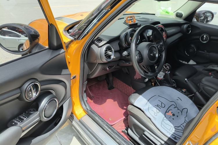 Used MINI 2015 1.5T COOPER Excitement Five-Door Edition Driver Seat