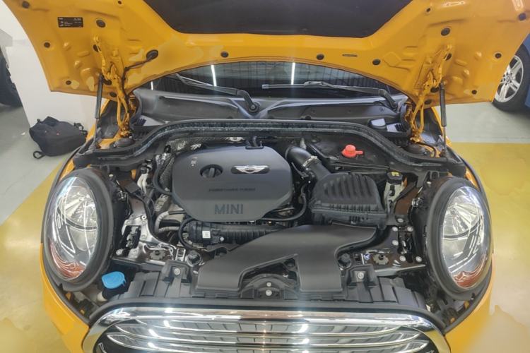 Used MINI 2015 1.5T COOPER Fun Five-Door Edition Engine Bay