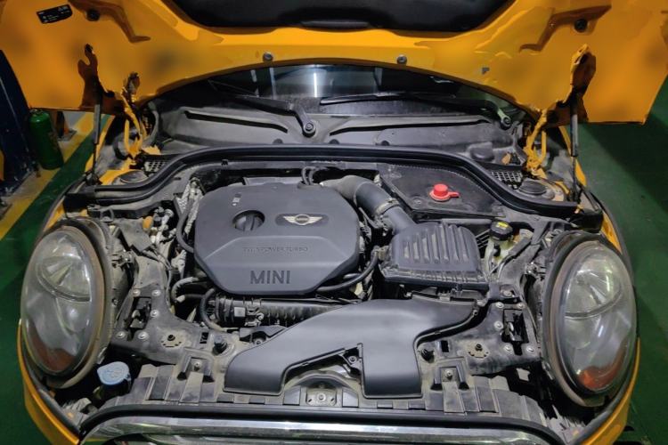 Used MINI 2015 1.5T COOPER Fun Five-Door Edition Engine Bay