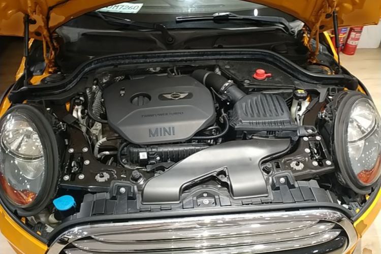 Used MINI 2015 1.5T COOPER Fun Five-Door Edition Engine Bay