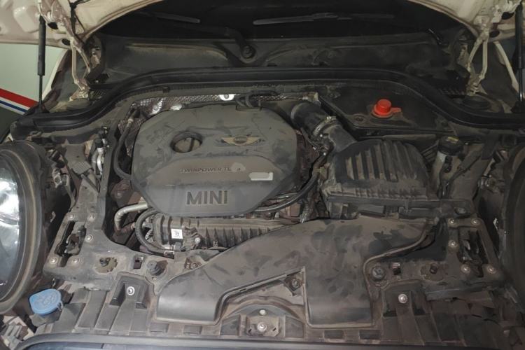 Used MINI 2015 1.5T COOPER Fun Five-Door Edition Engine Bay