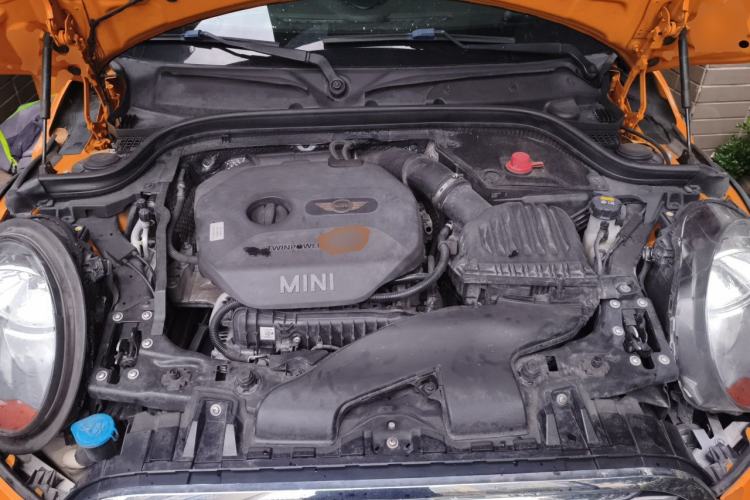 Used MINI 2015 1.2T ONE Five-Door Edition Engine Bay