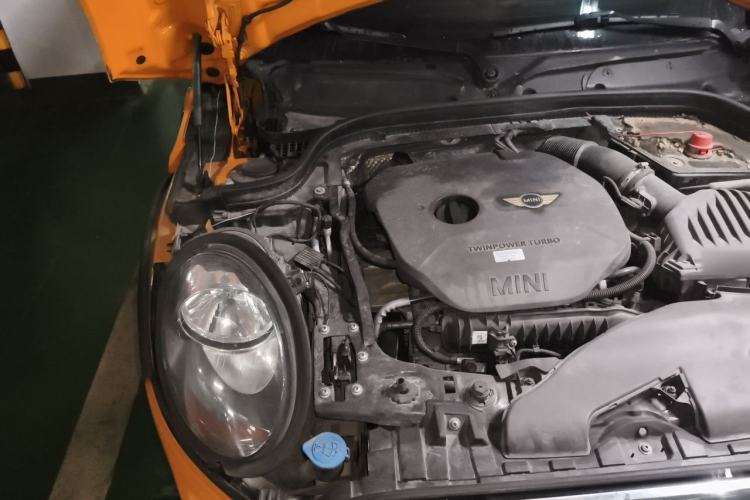 Used MINI 2015 1.5T COOPER Fun Five-Door Edition Engine Bay Right