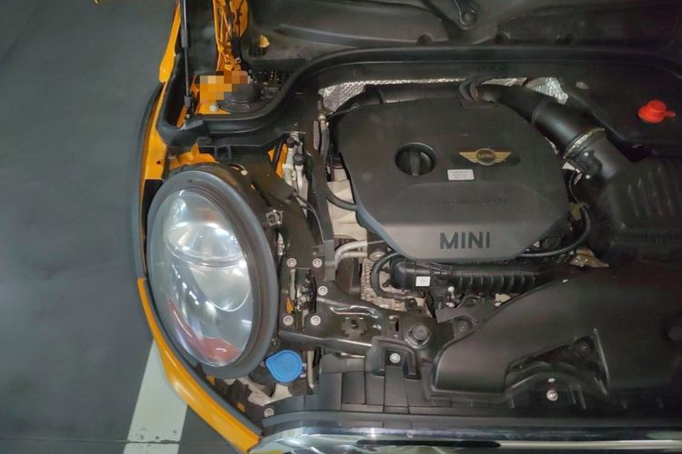 Used MINI 2015 1.5T COOPER Fun Five-Door Edition Engine Bay Right