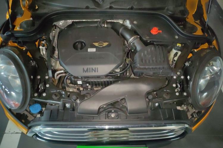 Used MINI 2015 1.5T COOPER Fun Five-Door Edition Engine Bay