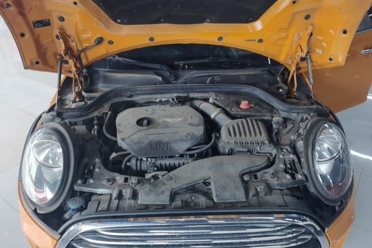 Used MINI 2015 1.2T ONE Five-Door Edition Engine Bay