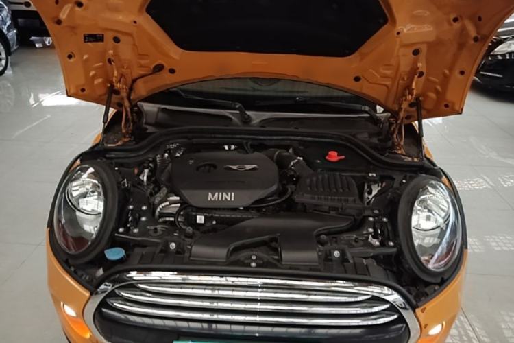 Used MINI 2015 1.5T COOPER Fun Five-Door Edition Engine Bay