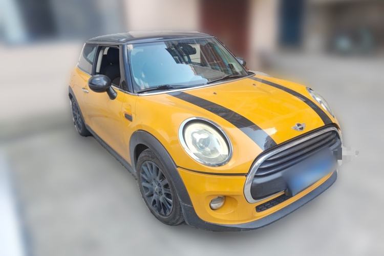 Used MINI 2015 1.2T Manual ONE Front Right 45 Deg