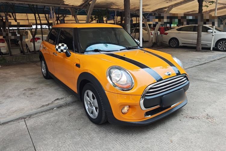 Used MINI 2015 1.2T ONE Five-Door Edition Front Right 45 Deg